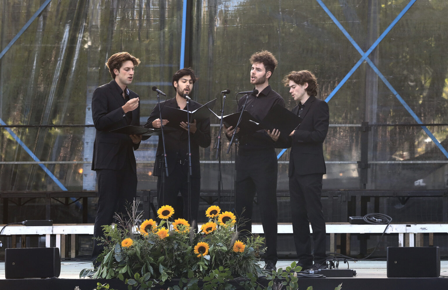 Het Pulse Ensemble op het podium van Klassiek op het Amstelveld